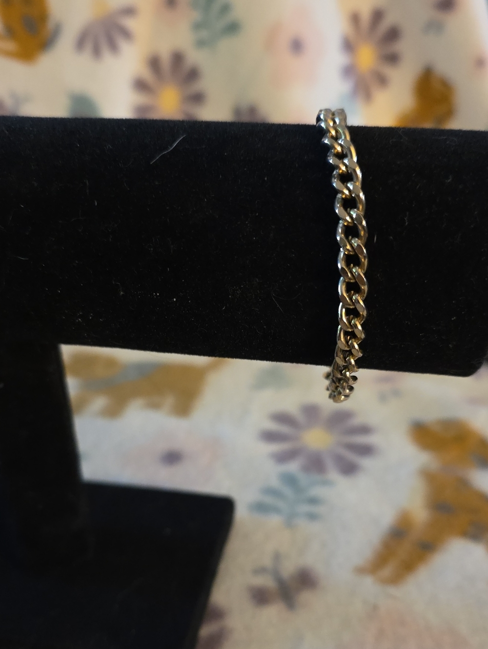 Classic Women's Gold Tone Chain Bracelet